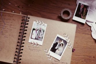 libro-de-firmas-polaroid-2-bridalmusings.jpg